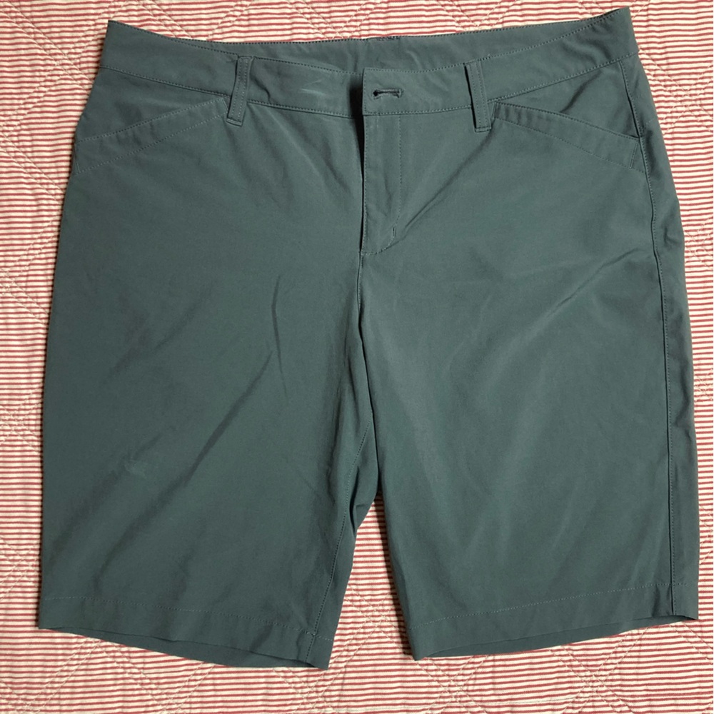 Eddie Bauer Forest Green Shorts